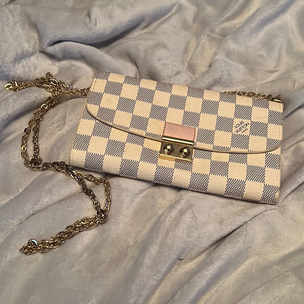 Handbag, u n a u t h e n t i c